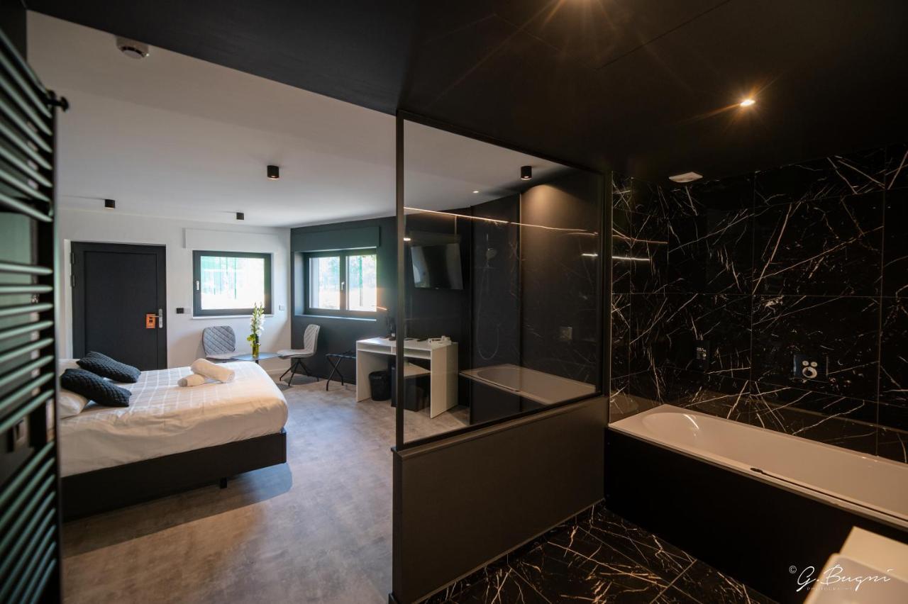 Les Thermes De Spa By La Cour De La Reine Hotel, Suites & Acces Gratuit Au Centre Thermal エクステリア 写真