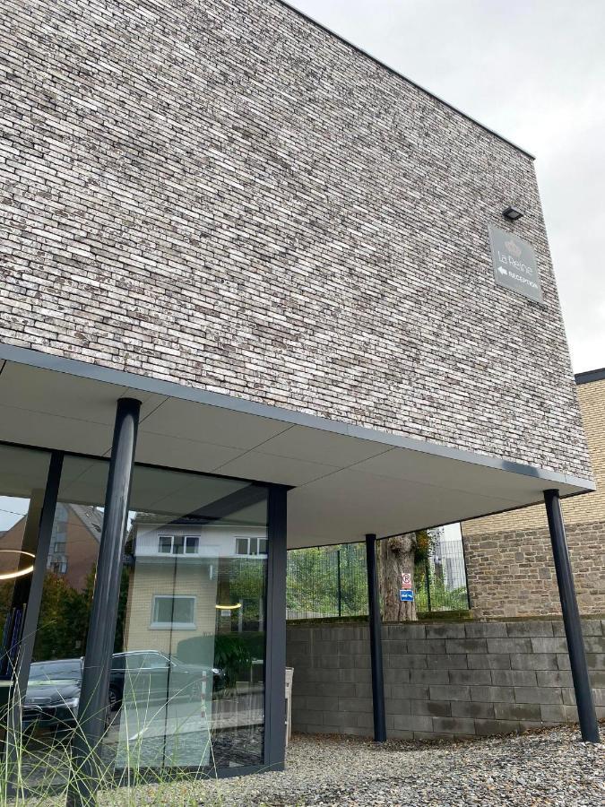 Les Thermes De Spa By La Cour De La Reine Hotel, Suites & Acces Gratuit Au Centre Thermal エクステリア 写真